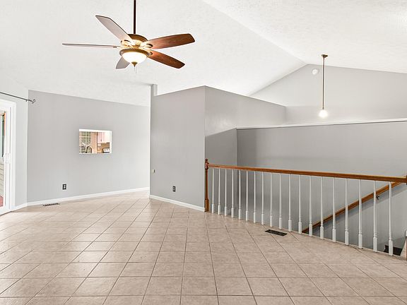 3rd image of 8504 Old Towne Ct