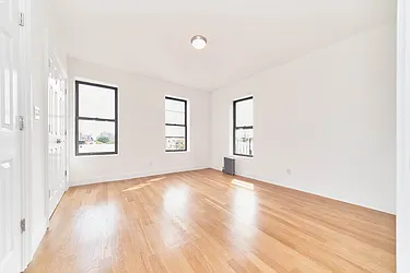 Rented by Living New York