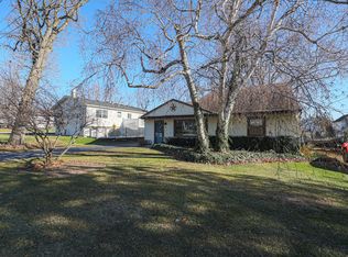 89 Bridgewood Dr, Antioch, IL