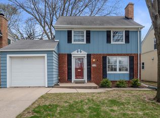4764 N Ardmore Ave, Whitefish Bay, WI 53211