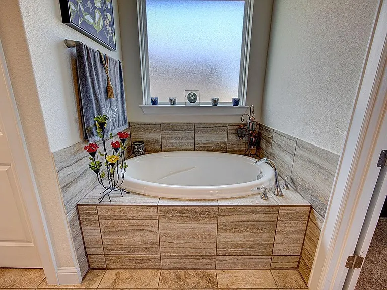 16901 Lathrop Ave — Photo 5