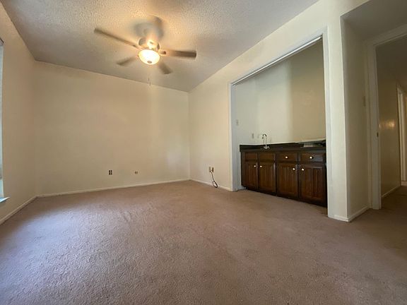 5th image of 3909 Cordwood Ct