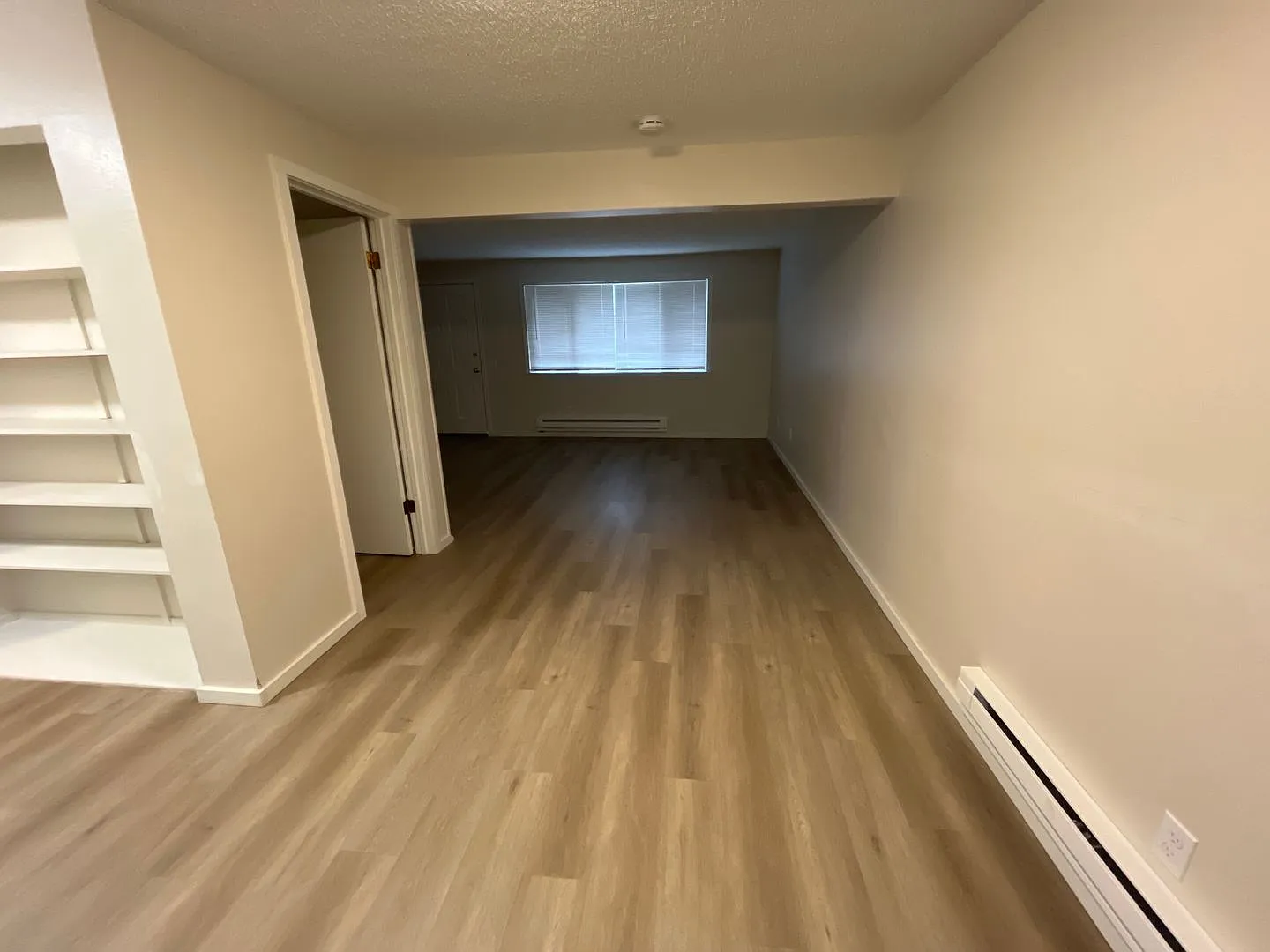 Kingswood Townhome Apartments — Photo 2