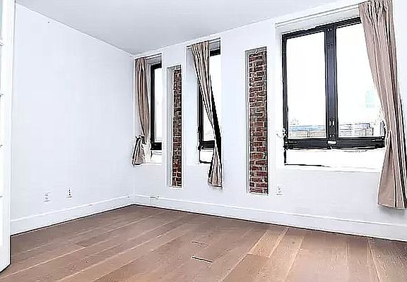 5th image of 843 Dekalb Ave #1C
