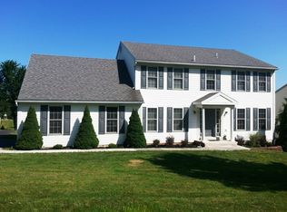 10 Gibraltar Rd, Reading, PA 19606