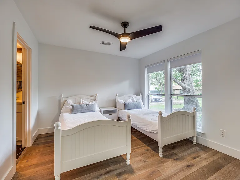 6719 Duffield Ct — Photo 16
