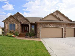 830 E Rough Creek Loop, Derby, KS 67037