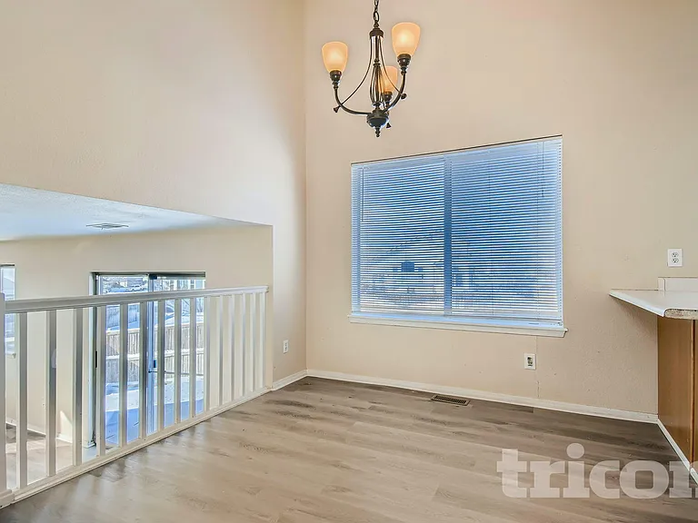 12789 Elm St — Photo 4