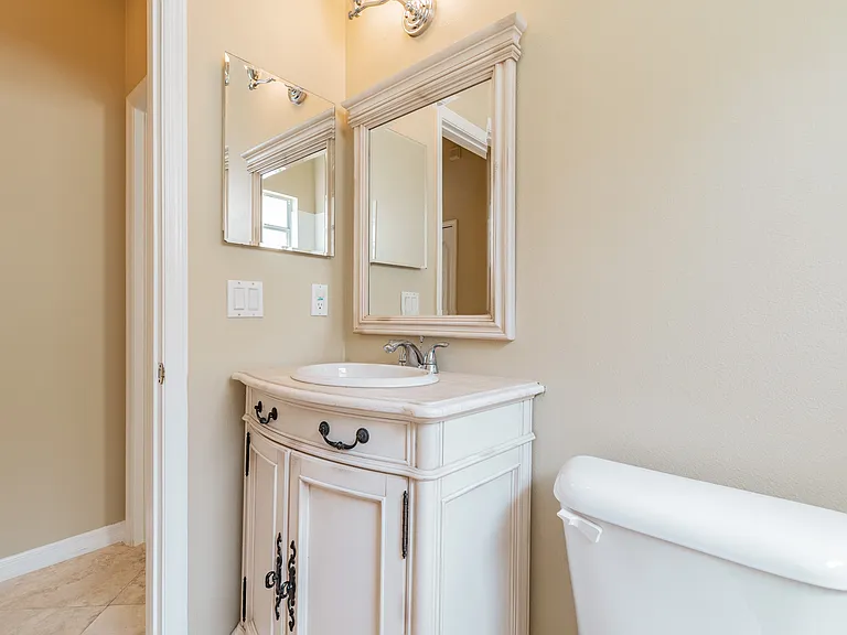 10506 Chelmsford Way — Photo 37