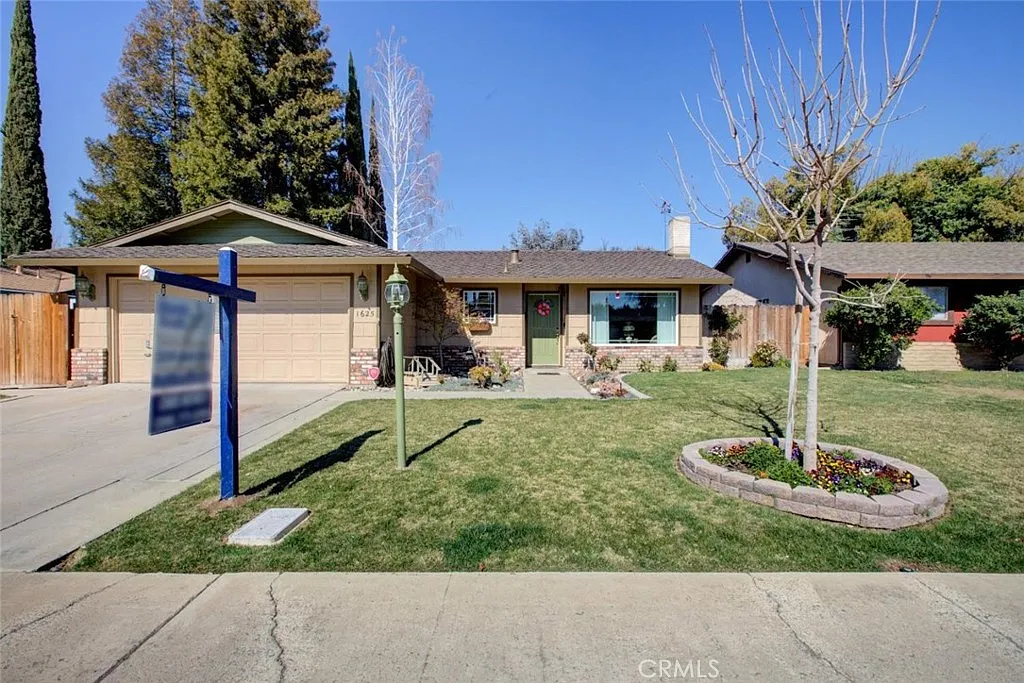1625 Sheldon Dr photo 1