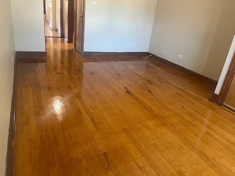 8018 S South Shore Dr #2 — Photo 2