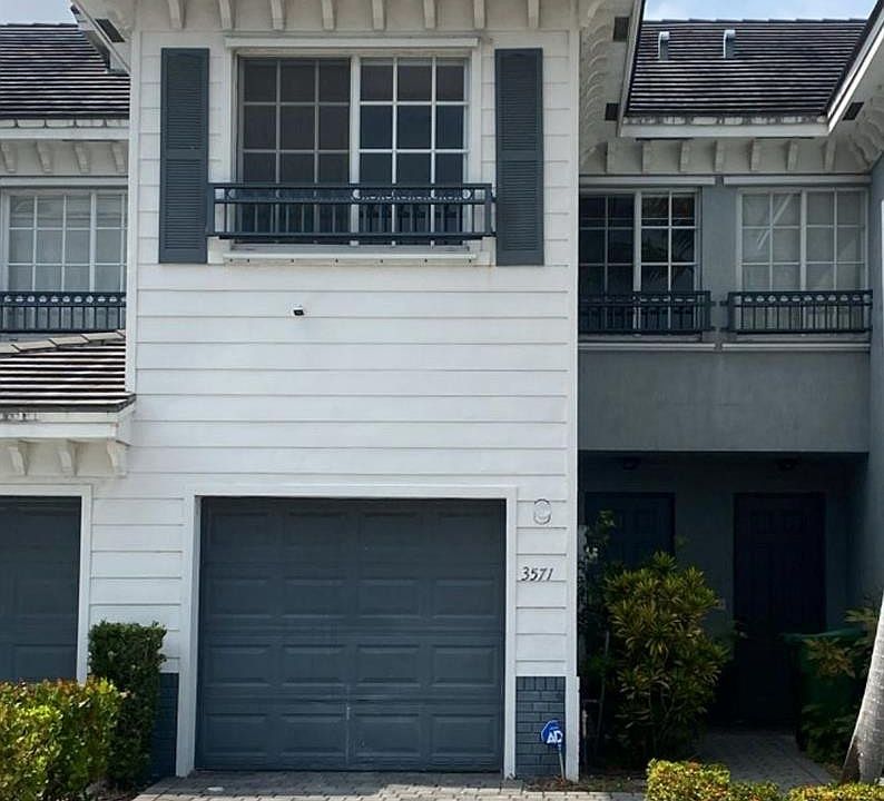 1st image of 3571 NW 13th Street