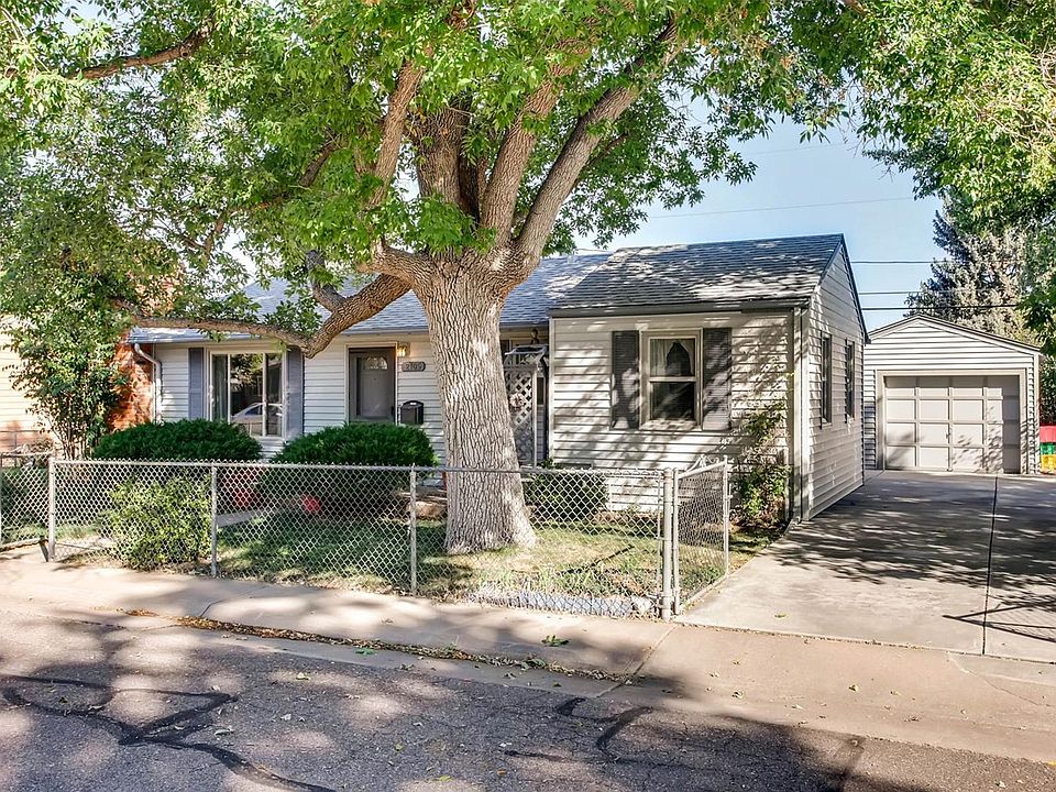 1st image of 2105 W Arbor Pl