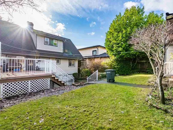 6537 Neville St, Burnaby, BC V5E 1A5