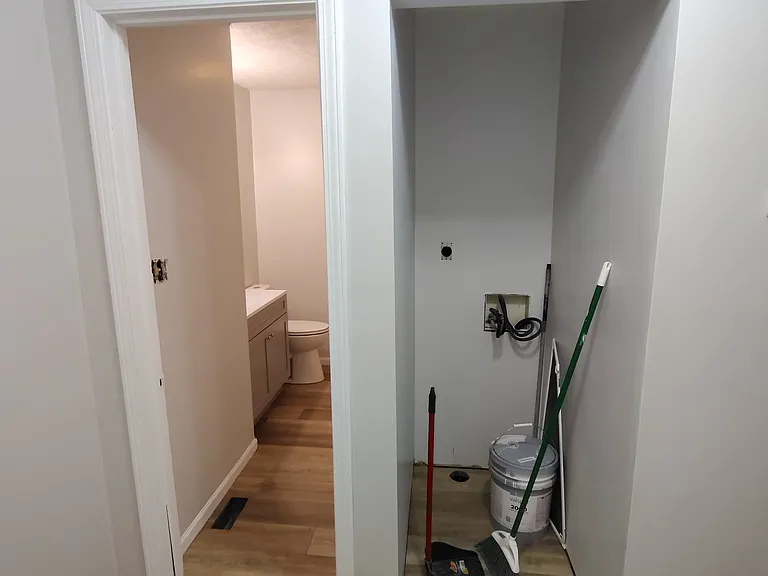 418 E Vaile Ave #A — Photo 15