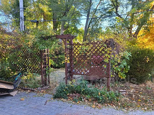 103 S Huron St #8 Photo 1