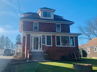 937 Miller Picking Rd, Davidsville, PA 15928