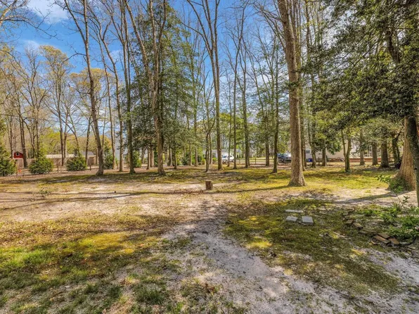 1011 New Rd, Linwood, NJ 08221