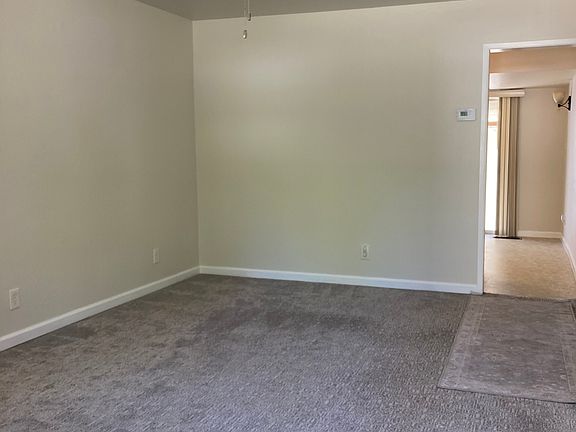 5th image of 1565 52nd St