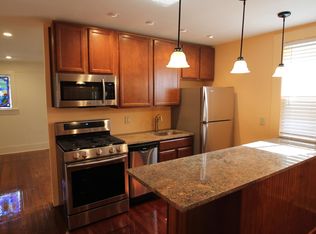 1043 Peniston St, New Orleans, LA 70115