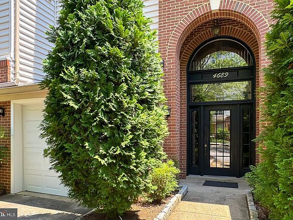 3rd image of 4689 Lawton Way APT 301