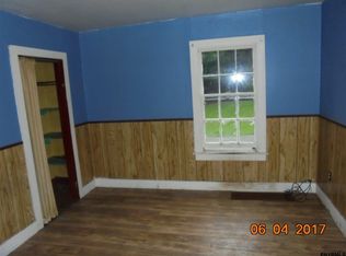 323 Ridge Rd, Queensbury, NY 12804