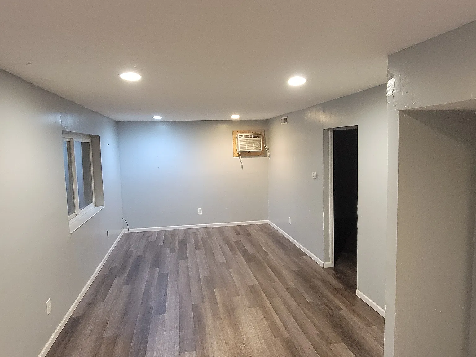 2 bed, 720 sqft, $1,000 — Photo 4