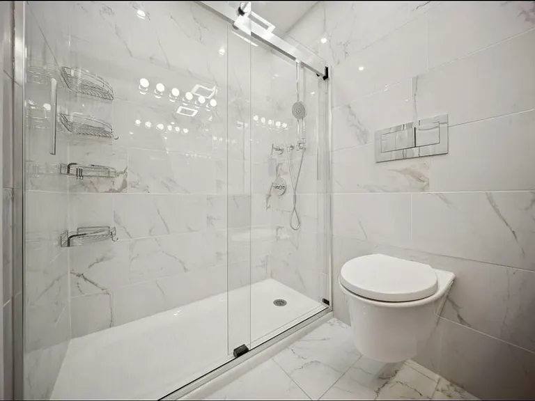 600 Eastview Ct #X2 — Photo 5
