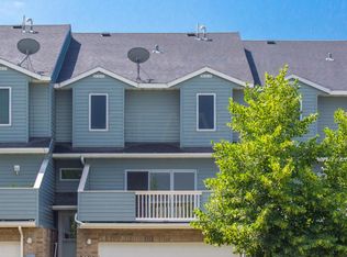 2215 Knightsbridge Ct, Grand Forks, ND 58201