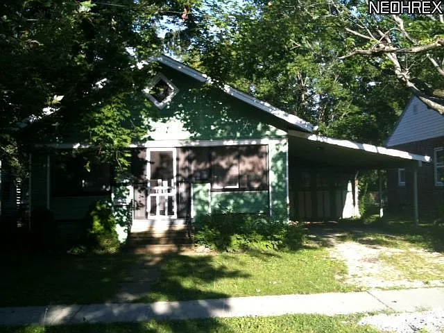 115 N Scranton St photo 1