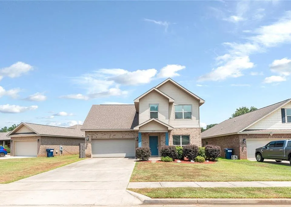 3027 Notsram Ct