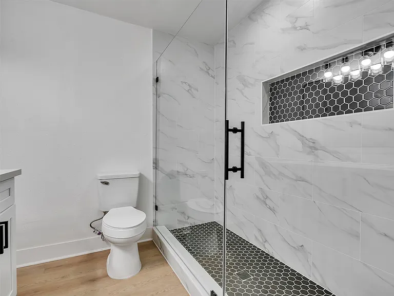 6026 Diamond Ct — Photo 23