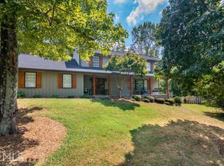 286 Chenocetah Ct, Cornelia, GA 30531