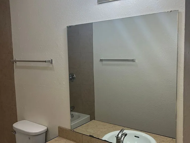 312 Falcon Ct — Photo 14