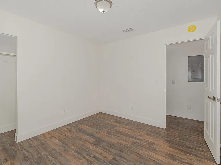 1770 Algonquin Trl — Photo 26