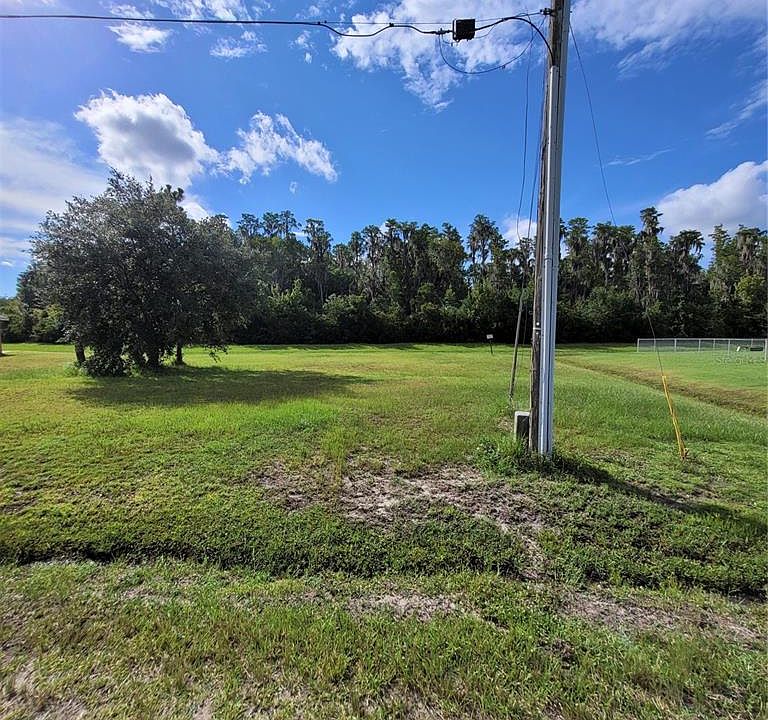 1st image of 618 Muskrat Dr