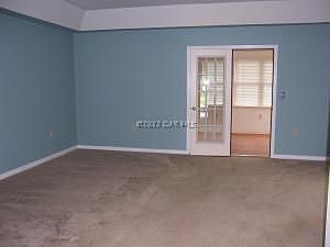 4th image of 923 W Schumaker Manor Dr