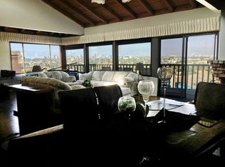 2055 N Terrace Dr, Signal Hill, CA 90755