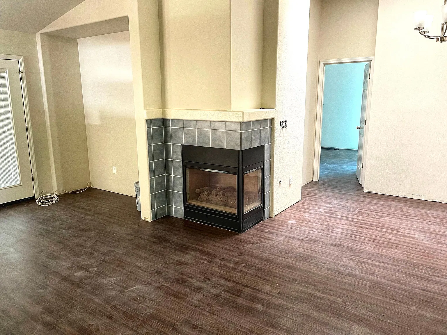3 bed, 1490 sqft, $2,600 — Photo 3