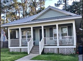 231 Pompano St, Waveland, MS 39576