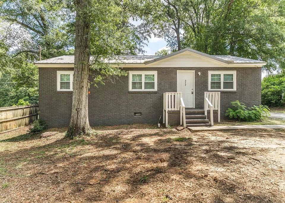 312 Johns Rd