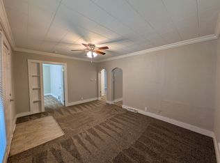 922 Walker St, Des Moines, IA 50316