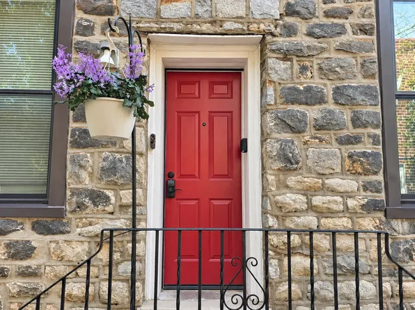 5829 Reach St Floor 1, Philadelphia, PA 19120