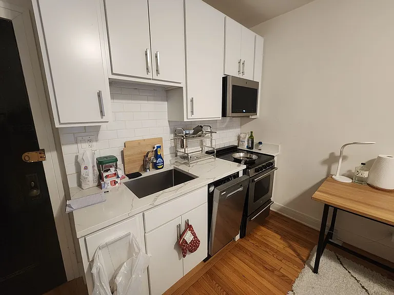 4325 N. Dayton St — Photo 11