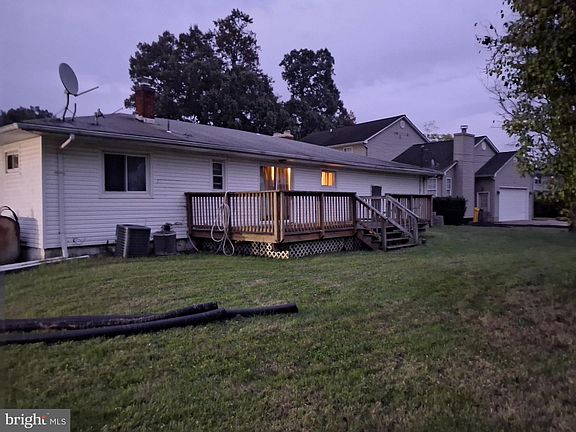 3rd image of 6264 Shady Side Rd