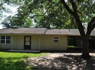 230 N Holly Ave, Cleveland, TX 77327