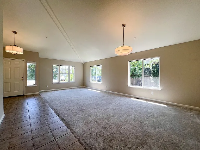53 Wine Press Way — Photo 9
