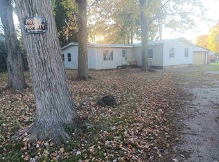 1226 N Walnut St, Brazil, IN 47834