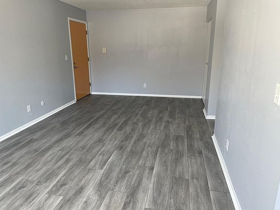 3rd image of 1624 10th Ave APT 4B