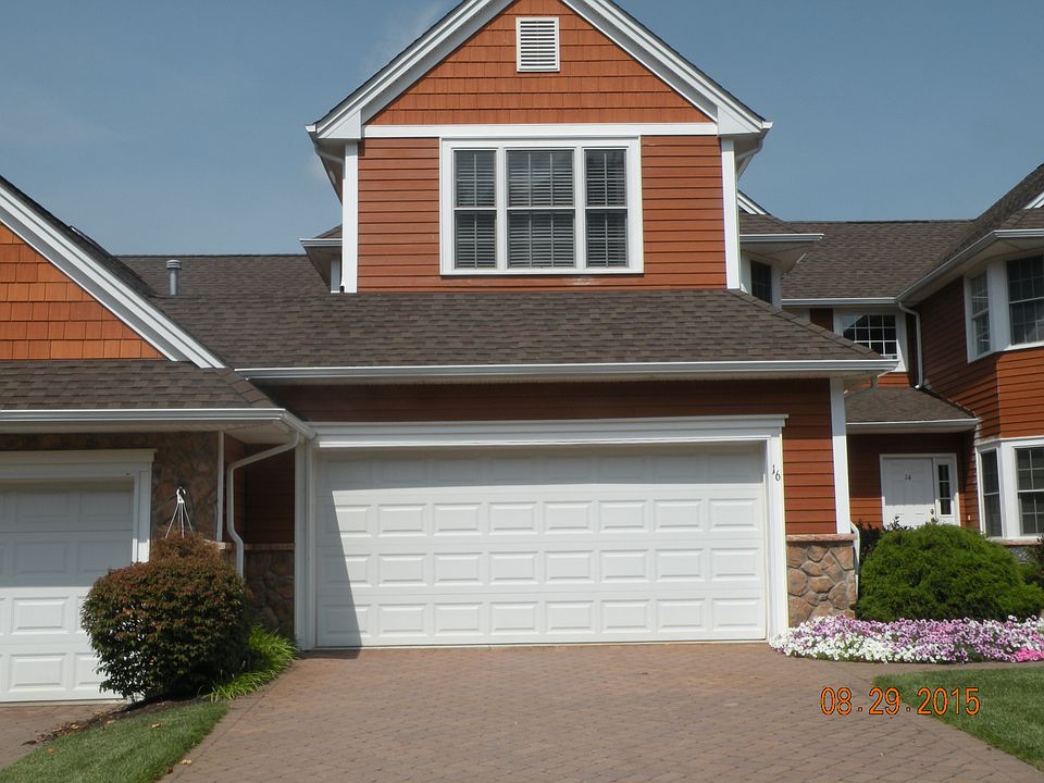 Front of Townhome